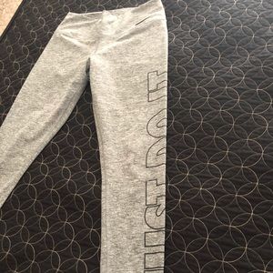 Nike workout leggings